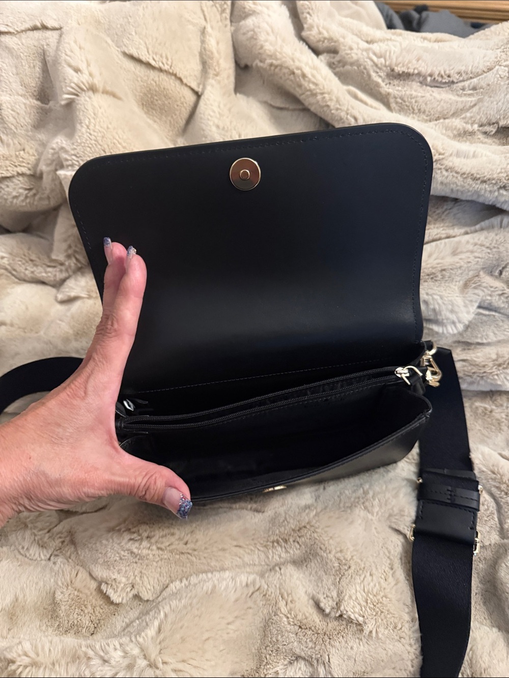 kate spade black leather crossbody with gold logo hardware - Picture 10 of 10
